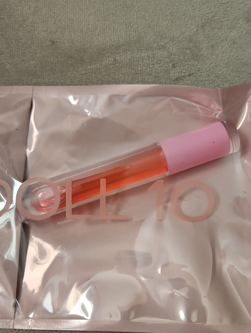 Pink-plumping Cherry Lip Gloss